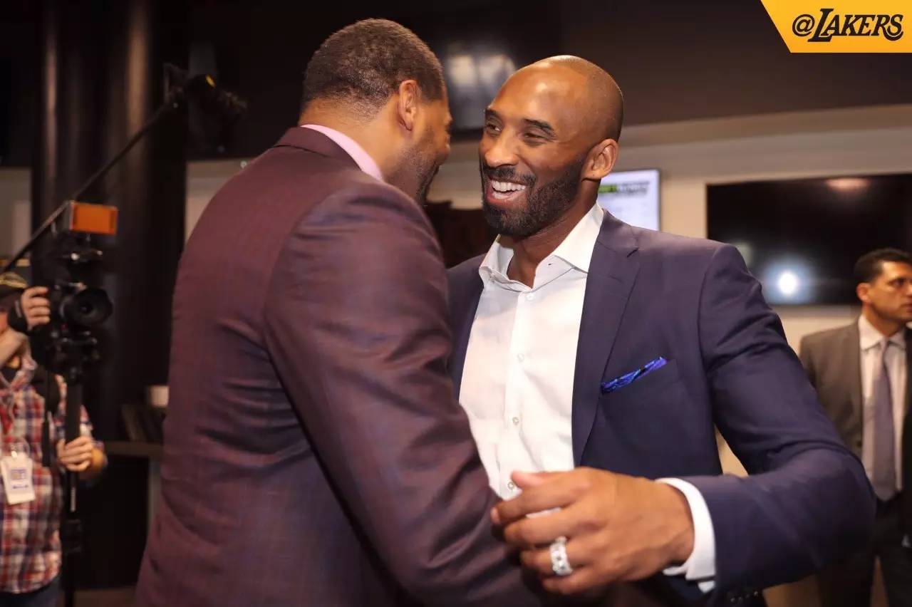 合出现在下 合出现在下